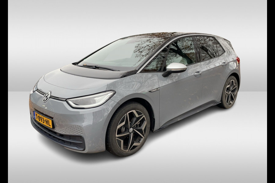 Volkswagen ID.3 First Max 58 kWh 60.871 km! / Full option! / Trekhaak / Panoramadak / Camera / Head-up / Keyless / 20'' / ACC / Dodehoek / Elektr. stoelen / Massage / Navigatie / Stuurverwarming