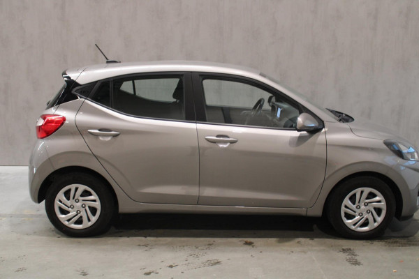 Hyundai i10 1.0 Comfort Smart Camera/navi/Cruise prijs is rijklaar incl 12 maanden bovag garantie