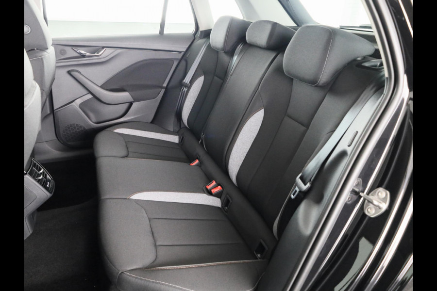 Škoda Kamiq Selection 1.0 TSI 115 pk 6 versn. Hand | Cruise Control | Apple Carplay | Android Auto | Climate Control