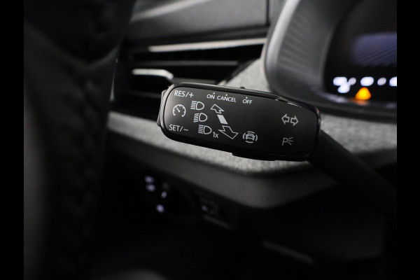 Škoda Kamiq Selection 1.0 TSI 115 pk 6 versn. Hand | Cruise Control | Apple Carplay | Android Auto | Climate Control