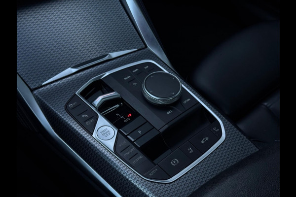 BMW 4 Serie Cabrio 420i M PACK NEW MODEL CLIMATE NAVI LEDER LED CAMERA PDC