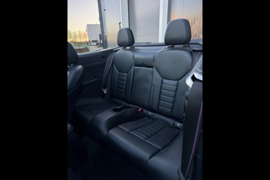 BMW 4 Serie Cabrio 420i M PACK NEW MODEL CLIMATE NAVI LEDER LED CAMERA PDC