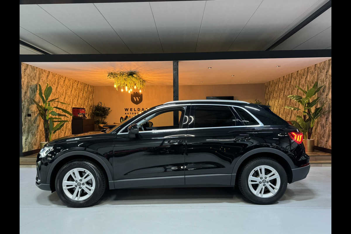 Audi Q3 35 TFSI S edition Garantie Trekhaak Leder Camera StoelVW Elek Achterklep Cruise Navi Clima Led Rijklaar