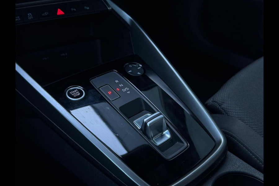 Audi A3 Sportback 40 e-tron Adv Sp m22 NAVI CLIMATE PDC SPORTVELGEN LED