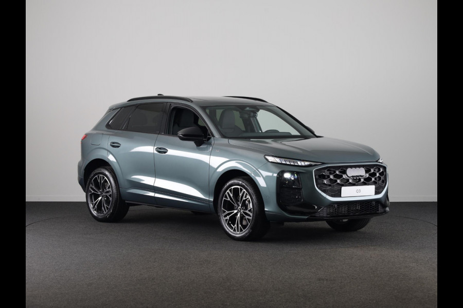 Audi Q3 S edition e-hybrid 200 kW / 272 PK | Techniekpakket plus | Ambiente lichtpakket pro | Privacy glas | Panoramadak| Dodehoek detectie | Leder |