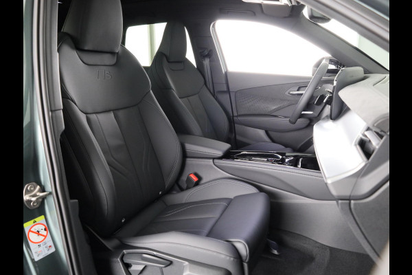 Audi Q3 S edition e-hybrid 200 kW / 272 PK | Techniekpakket plus | Ambiente lichtpakket pro | Privacy glas | Panoramadak| Dodehoek detectie | Leder |
