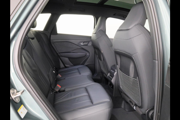 Audi Q3 S edition e-hybrid 200 kW / 272 PK | Techniekpakket plus | Ambiente lichtpakket pro | Privacy glas | Panoramadak| Dodehoek detectie | Leder |