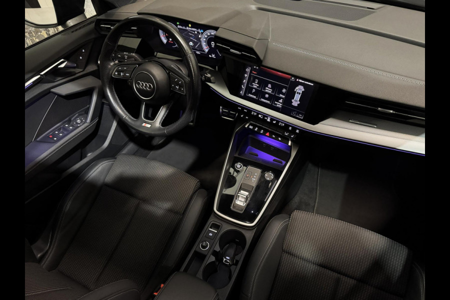 Audi A3 Sportback 35 TFSI Edition One 3x S-Line|PANO|AMBI LIGHTS|MATRIX|BOMVOL