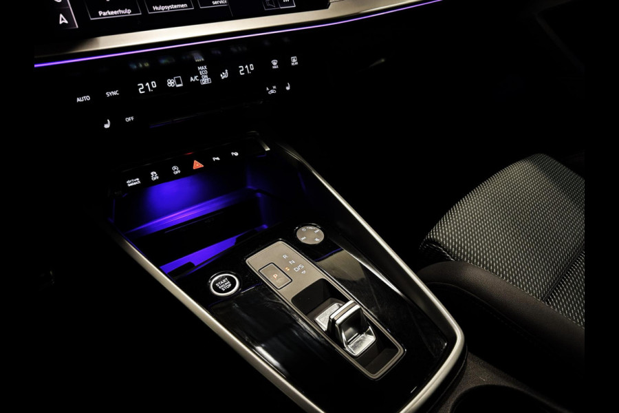 Audi A3 Sportback 35 TFSI Edition One 3x S-Line|PANO|AMBI LIGHTS|MATRIX|BOMVOL