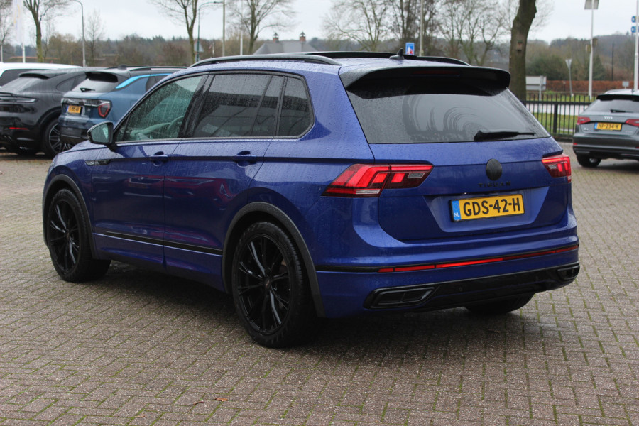 Volkswagen Tiguan 1.5 TSI R-Line Business+ / Trekhaak / Panoramadak / Camera / Leder / 20'' / CarPlay / Virtual Cockpit / Matrix LED / Stoel+Stuurverwarming / Dodehoek / DAB / ACC