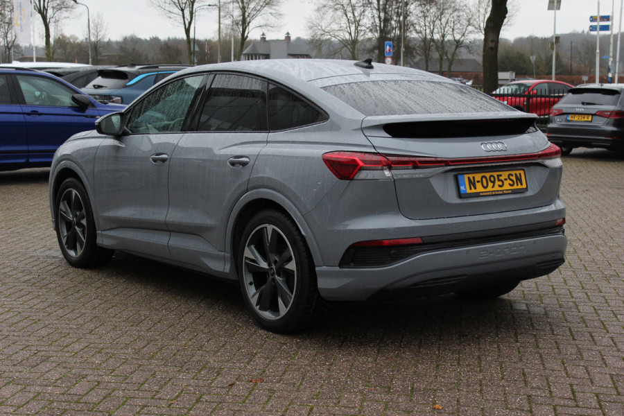 Audi Q4 Sportback e-tron 40 Launch edition Advanced 77 kWh / SOH 91,4% / CarPlay / Matrix LED / Sportstoelen / Virtual Cockpit / Parkeerhulp V+A / Sonos Audio / Intr.voorverwarming / Stoelverwarming / DAB / Cruise Control