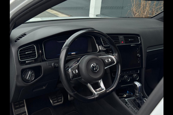 Volkswagen Golf 1.4 TSI PHEV GTE PANO NAVI CLIMATE PDC LED ACC SPORTVELGEN