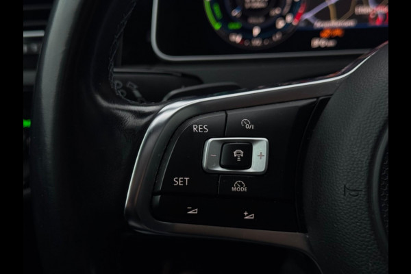 Volkswagen Golf 1.4 TSI PHEV GTE PANO NAVI CLIMATE PDC LED ACC SPORTVELGEN