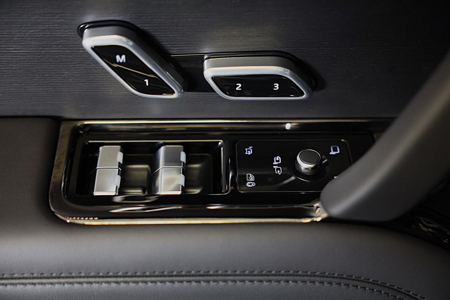 Land Rover Range Rover Sport 3.0 P460e Dynamic HSE PHEV / Head Up / 360 Camera / Softclose / Acc / Open Pano / Trekhaak / 23 Inch