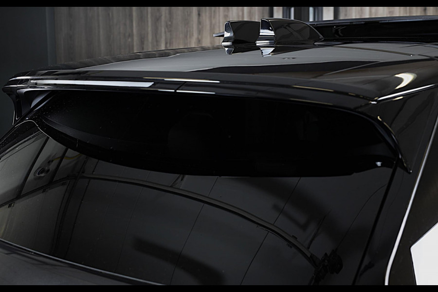 Land Rover Range Rover Sport 3.0 P460e Dynamic HSE PHEV / Head Up / 360 Camera / Softclose / Acc / Open Pano / Trekhaak / 23 Inch