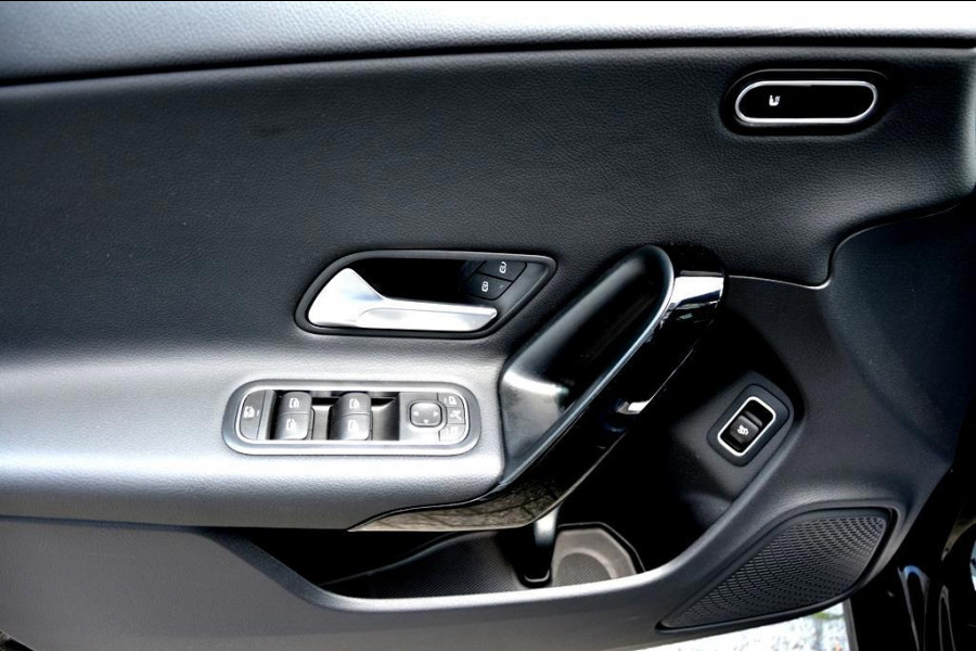 Mercedes-Benz CLA-Klasse AMG LMV18/CAM/NAVI/NIGHT/VIRTU/PANO