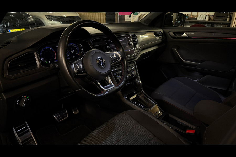 Volkswagen T-Roc 1.5 TSI Sport Business 3X R-Line PANO|VIRTUAL|DEALER ONDERHOUDEN|CARPLAY|CAMERA|SFEERVERLICHTING|NL AUTO|