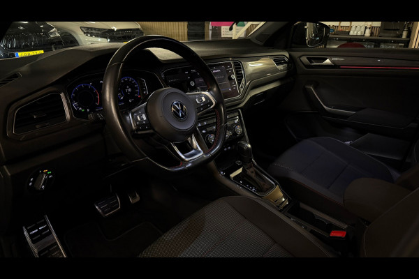 Volkswagen T-Roc 1.5 TSI Sport Business 3X R-Line PANO|VIRTUAL|DEALER ONDERHOUDEN|CARPLAY|CAMERA|SFEERVERLICHTING|NL AUTO|
