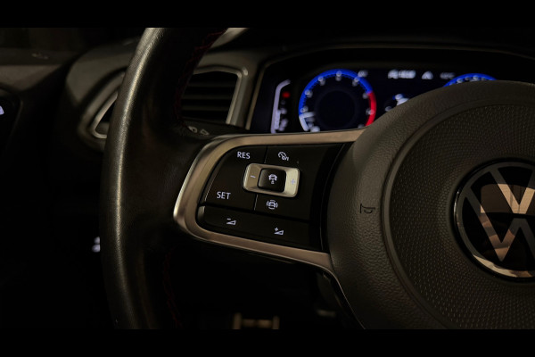 Volkswagen T-Roc 1.5 TSI Sport Business 3X R-Line PANO|VIRTUAL|DEALER ONDERHOUDEN|CARPLAY|CAMERA|SFEERVERLICHTING|NL AUTO|