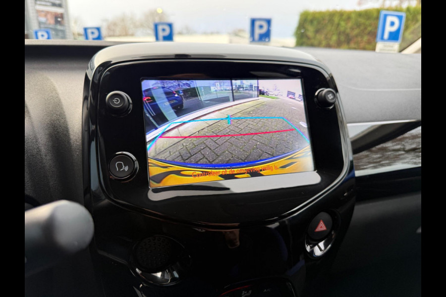 Citroën C1 1.0 VTi Airscape Shine - Media - Climate - 15 " Lichtmetaal - Org.NL