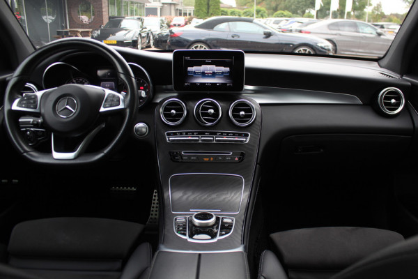Mercedes-Benz GLC Coupé 250 4MATIC Business Solution AMG / Camera / Burmester / Memory Seats / Leer&Alcantara / 19'' / Dodehoek / Navigatie / Stoelverwarming / Cruise Control