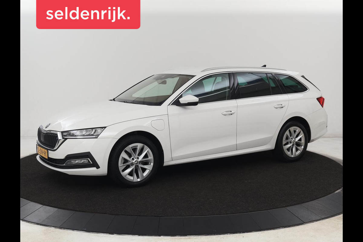 Škoda Octavia Combi 1.4 TSI iV PHEV Business Edition | Stoel & stuurverwarming | Camera | Carplay | Memory | Navigatie | Full LED