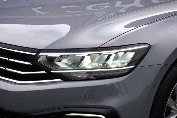 Volkswagen Passat Variant 1.4 TSI 218 PK GTE Business PHEV, Panoramadak, Adap. Cruise Control, Winterpakket