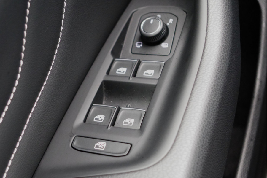 Volkswagen Passat Variant 1.4 TSI 218 PK GTE Business PHEV, Panoramadak, Adap. Cruise Control, Winterpakket