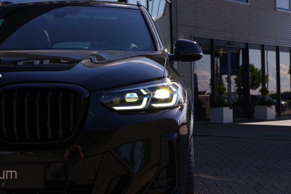 BMW X3 xDrive30e 293 PK M-Sport PHEV, Panoramadak, Leder, Head-Up, Memory