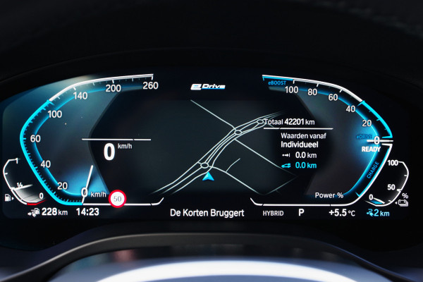 BMW X3 xDrive30e 293 PK M-Sport PHEV, Panoramadak, Leder, Head-Up, Memory