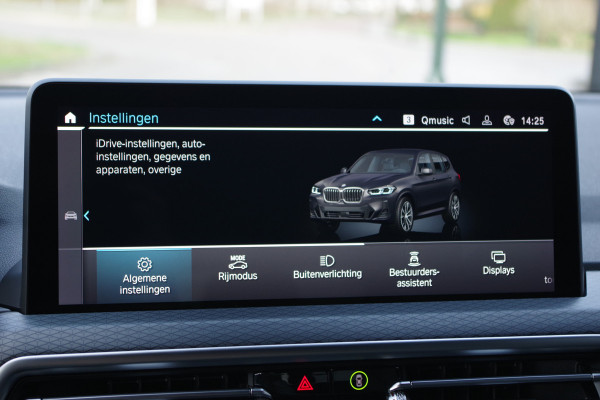 BMW X3 xDrive30e 293 PK M-Sport PHEV, Panoramadak, Leder, Head-Up, Memory