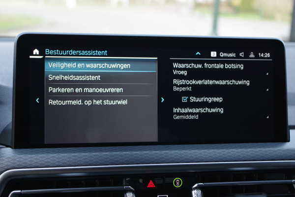 BMW X3 xDrive30e 293 PK M-Sport PHEV, Panoramadak, Leder, Head-Up, Memory