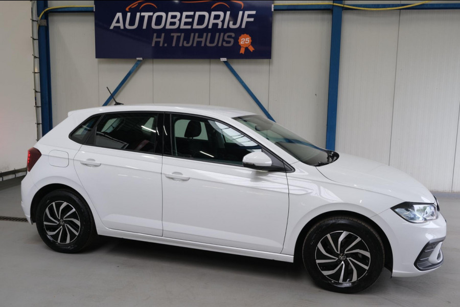 Volkswagen Polo 1.0 TSI Life Automaat - Airco, Cruise.