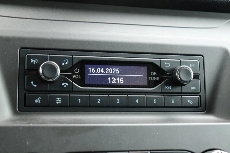 Ford Transit 2.0 TDCi 170PK L2H2 l AUTOMAAT l TREKHAAK l PDC