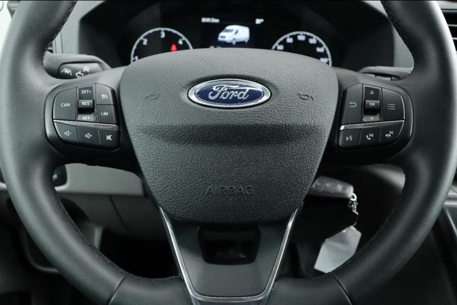 Ford Transit 2.0 TDCi 170PK L2H2 l AUTOMAAT l TREKHAAK l PDC