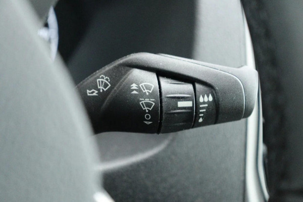 Ford Transit 2.0 TDCi 170PK L2H2 l AUTOMAAT l TREKHAAK l PDC