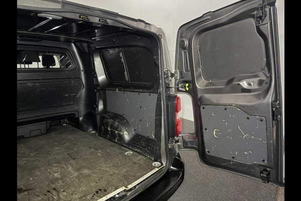 Toyota ProAce Worker 2.0 D-4D L3H1 l DUBBELE CABINE l AUTOMAAT l NAVIGATIE l CRUISE CONTROL