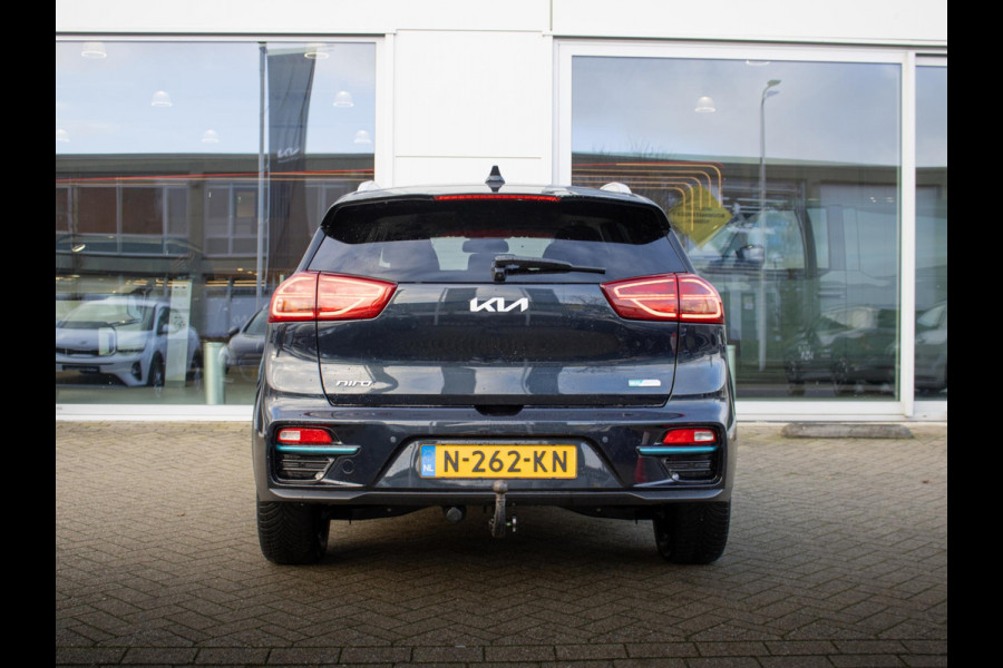Kia e-Niro ExecutiveLine 64 kWh | Trekhaak | 3 Fase | Stoel en stuurverwarming |