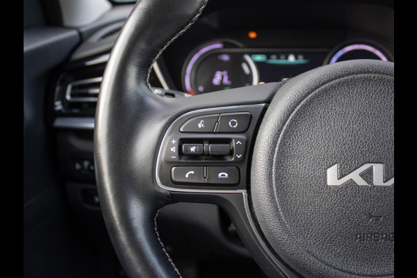 Kia e-Niro ExecutiveLine 64 kWh | Trekhaak | 3 Fase | Stoel en stuurverwarming |