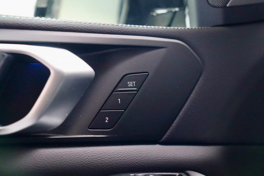 BMW X5 xDrive45e M Sport|PANO|22''|AKRA|AERO Body Maxton