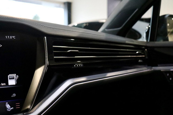 Volkswagen Touareg 3.0 TSi eHybrid R 4M PANO|TrkHk|22''