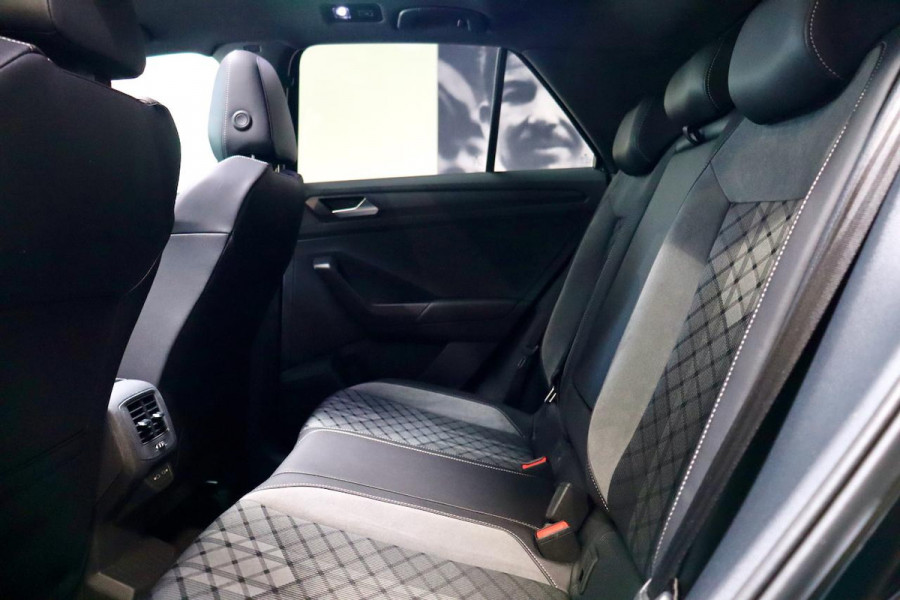 Volkswagen T-Roc 1.5 TSI R-Line Ed PANO|IQ|Digitaal Dash|VOL
