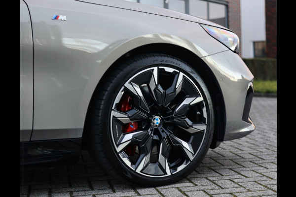 BMW 5 Serie Touring 550e xDrive | Oxid Grey - M Sport Pro