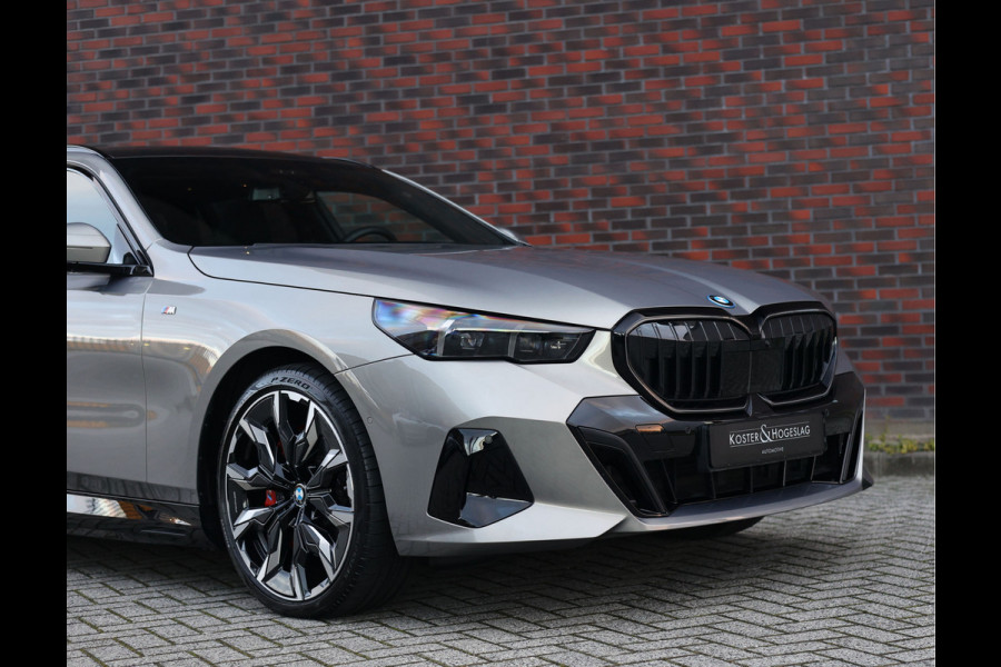 BMW 5 Serie Touring 550e xDrive | Oxid Grey - M Sport Pro