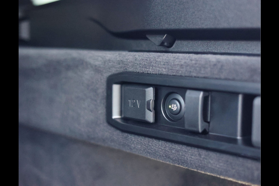 BMW 5 Serie Touring 550e xDrive | Oxid Grey - M Sport Pro