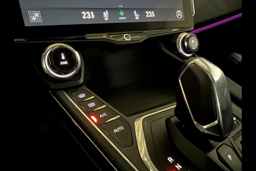 Lynk & Co 01 1.5 Plug-in Black Edition Sfeerver. 360° NAP