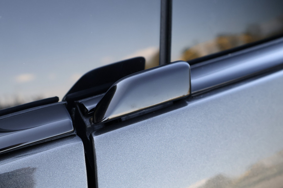 Ferrari Purosangue 6.5 V12 | NEW | INCL. VAT/BPM | NO REGISTRATION | 135K OPTIONS | CARBON WHEELHOUSE, R+F DIFFUSERS, UNDERDOOR, MIRRORS, DOORPANEL MASSAGE REAR SEATS | FULL LEATHER PACK | DIGITAL REAR VIEW CAMERA | PRIVACY GLASS | REAR SEATS COOLED/HEATED | BURMESTER HIGH END AUDIO | ACTIVE MATRIX LED HEADLIGHTS | VAT REF. |