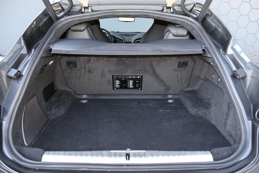 Ferrari Purosangue 6.5 V12 | NEW | INCL. VAT/BPM | NO REGISTRATION | 135K OPTIONS | CARBON WHEELHOUSE, R+F DIFFUSERS, UNDERDOOR, MIRRORS, DOORPANEL MASSAGE REAR SEATS | FULL LEATHER PACK | DIGITAL REAR VIEW CAMERA | PRIVACY GLASS | REAR SEATS COOLED/HEATED | BURMESTER HIGH END AUDIO | ACTIVE MATRIX LED HEADLIGHTS | VAT REF. |