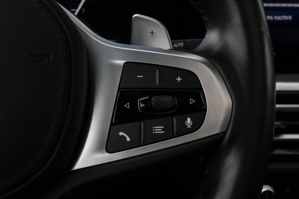 BMW 3 Serie Touring 330e | M-Sport Pro | 2 jaar garantie | Pano | ACC | LCI | Black Edition | Sfeerverlichting | Driving Assistant