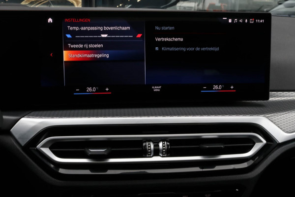 BMW 3 Serie Touring 330e | M-Sport Pro | 2 jaar garantie | Pano | ACC | LCI | Black Edition | Sfeerverlichting | Driving Assistant